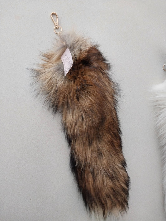 Faux fox tail - brown