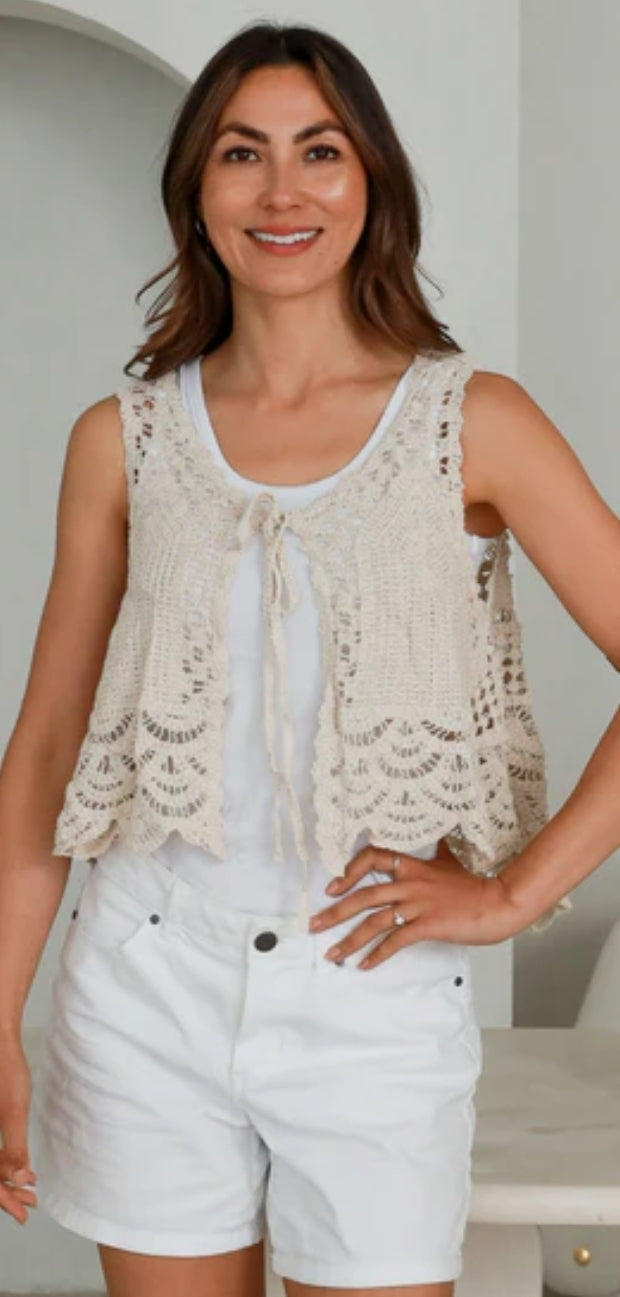 Cream sleeveless cardi