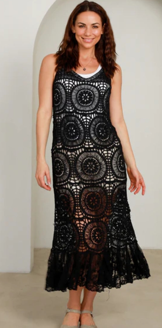 Black lace dress ( Free Size )