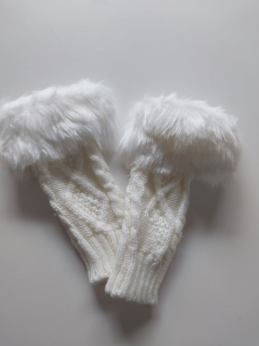White short fluffy mittens