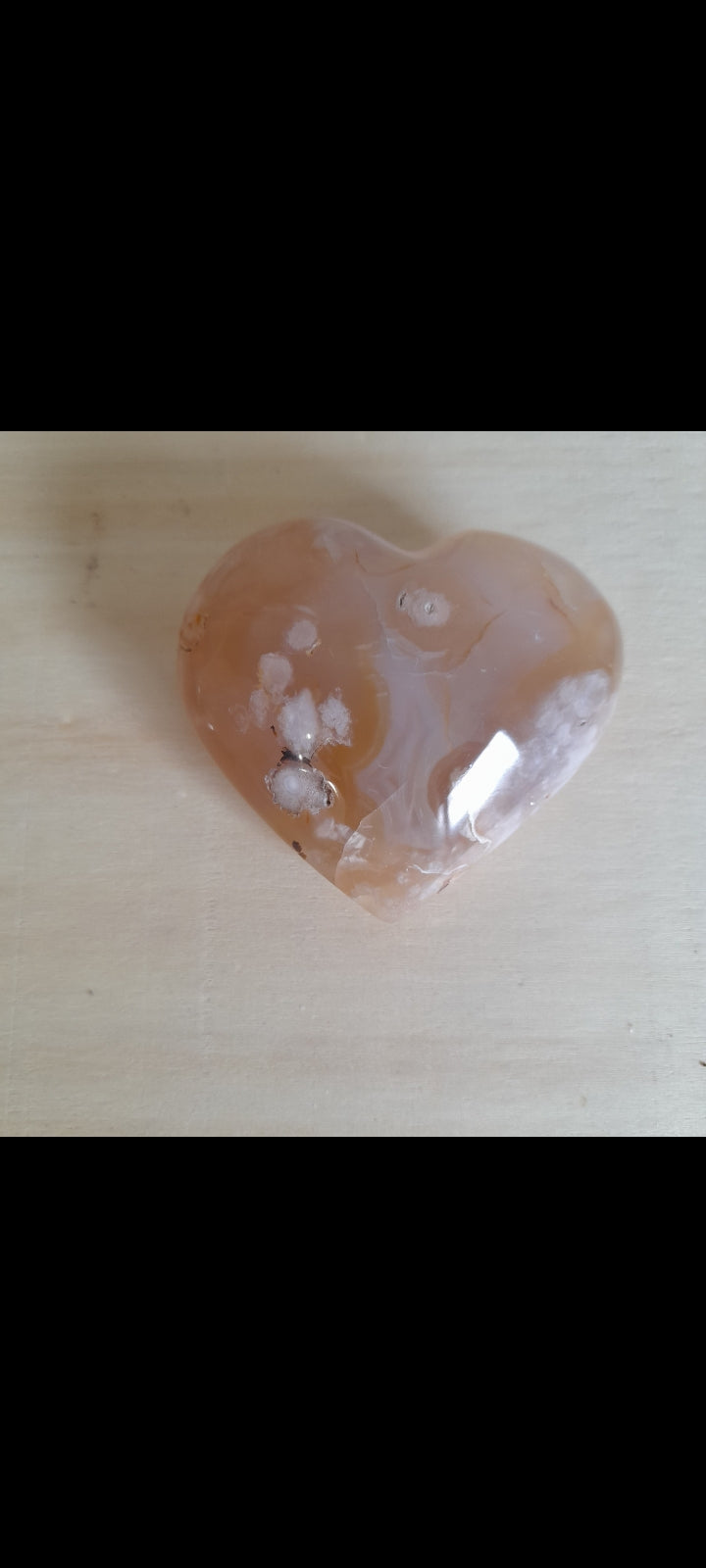 Flower agate heart palm stone